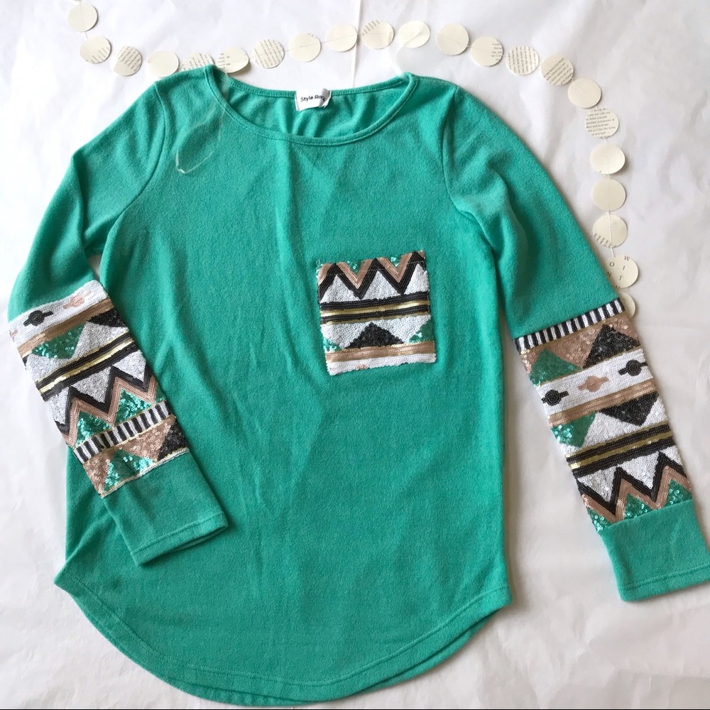 Jersey Top with Metallic Sequins in Tribal Geometric Ethnic Aztec Design